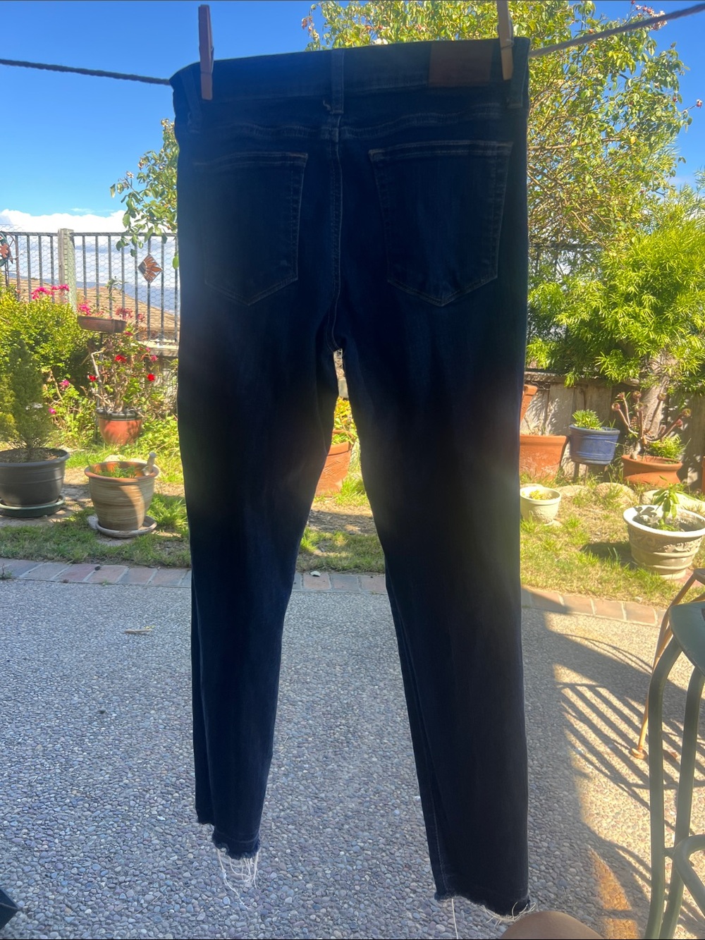 Lucky Slim Jeans - Classic Everyday Style